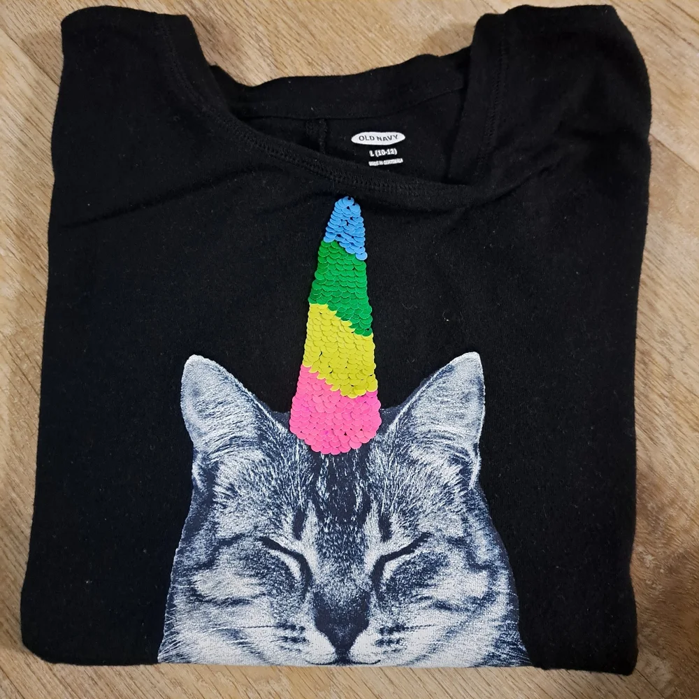 Old Navy Sequin Black Meowgical Cat Split-Back T-Shirt Girl's Large 10-12